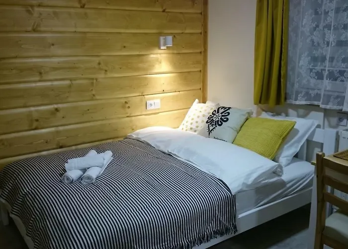 Milka Δωμάτια σε οικογενειακή κατοικία *